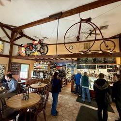 The Vanilla Bean Cafe - The decor in the restaurant is quite eclectic.