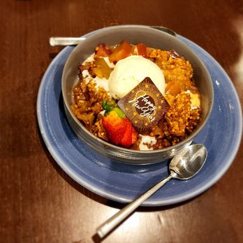 Sevys Bar and Kitchen - Apple Crisp w/ice cream - Bars Near Me - Aptos, California Sevys Bar and Kitchen - Apple Crisp w/ice cream - Bars Near Me - Aptos, California