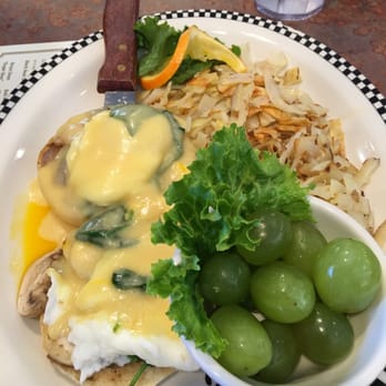 Black Bear Diner Danville - mushroom spinach benedict - Diners Near Me - Danville, California Black Bear Diner Danville - mushroom spinach benedict - Diners Near Me - Danville, California