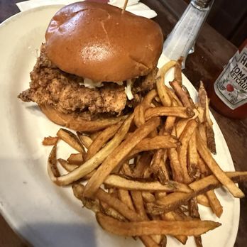 Old Town Bar & Restaurant - American Near Me - New York, New York
