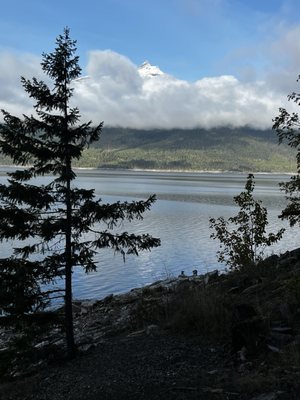 Halcyon Hot Springs Resort by null