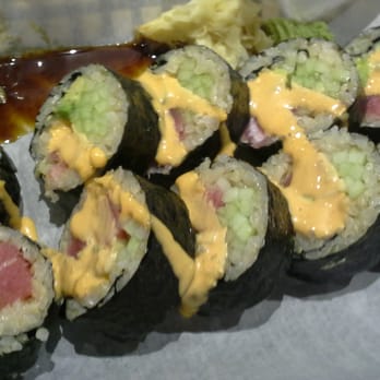 Atarashi - Spicy tuna avocado roll - Sushi Bars Near Me - Pittsburgh, Pennsylvania Atarashi - Spicy tuna avocado roll - Sushi Bars Near Me - Pittsburgh, Pennsylvania