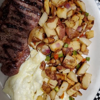 Black Bear Diner - Diners Near Me - Rancho Cucamonga, California