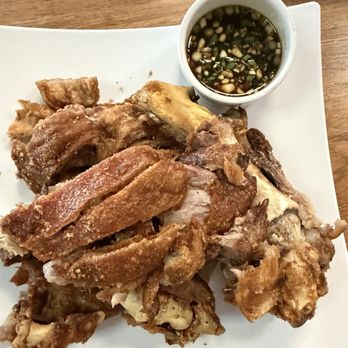 Tambayan Filipino Eatery - Crispy Pata - Filipino Near Me - Larkfield-wikiup, California Tambayan Filipino Eatery - Crispy Pata - Filipino Near Me - Larkfield-wikiup, California