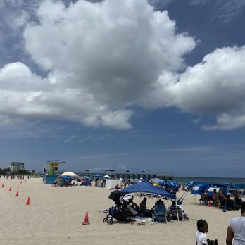 Pompano Beach Pier - Local Flavor Near Me - Pompano Beach, Florida
