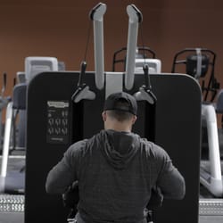 Gold's Gym