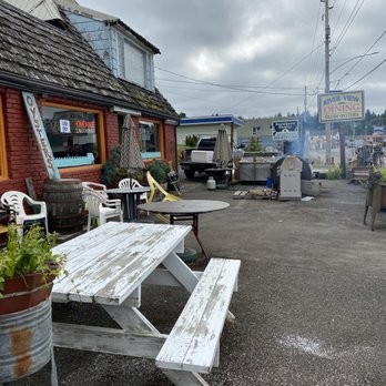 River View Dining - Rustic and welcoming - Seafood Near Me - South Bend, Washington River View Dining - Rustic and welcoming - Seafood Near Me - South Bend, Washington