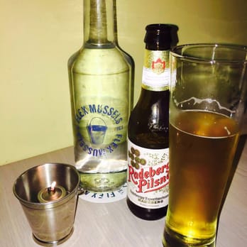 Flex Mussels - great beer - Seafood Near Me - New York, New York
