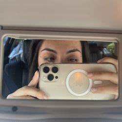 Rozi Eyebrows Salon