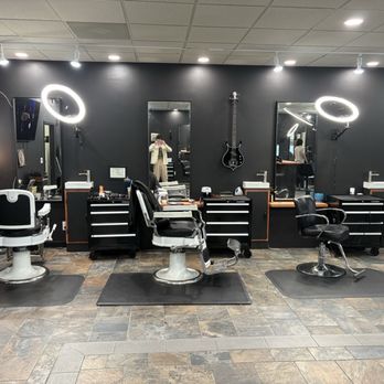 Hawk & Fade - Barbers Near Me - Kernersville, North Carolina