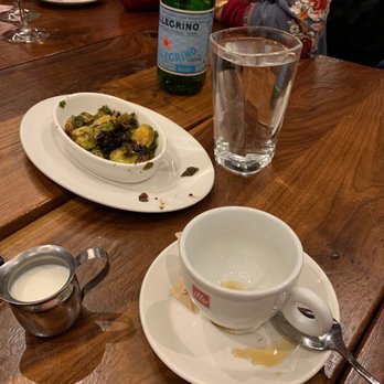 Del Frisco's Grille - They don't know how to clear tables here. Service is very poor - New American Near Me - Hoboken, New Jersey Del Frisco's Grille - They don't know how to clear tables here. Service is very poor - New American Near Me - Hoboken, New Jersey