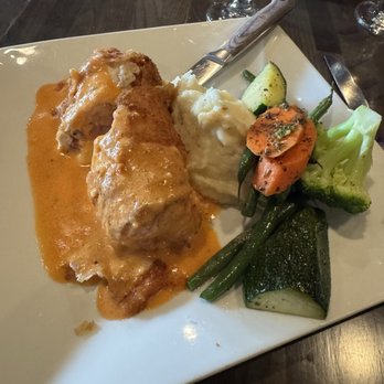 Ciao Bella Ristorante - Chicken cordon bleu - Italian Near Me - Modesto, California Ciao Bella Ristorante - Chicken cordon bleu - Italian Near Me - Modesto, California
