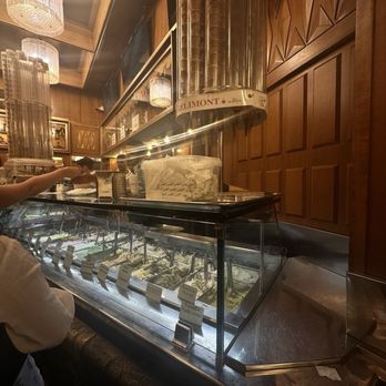 Giolitti - Inside display of gelato's - Ice Cream & Frozen Yogurt Near Me - Rome, RM