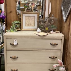 Northwoods Boutique - Another beautiful piece of furniture