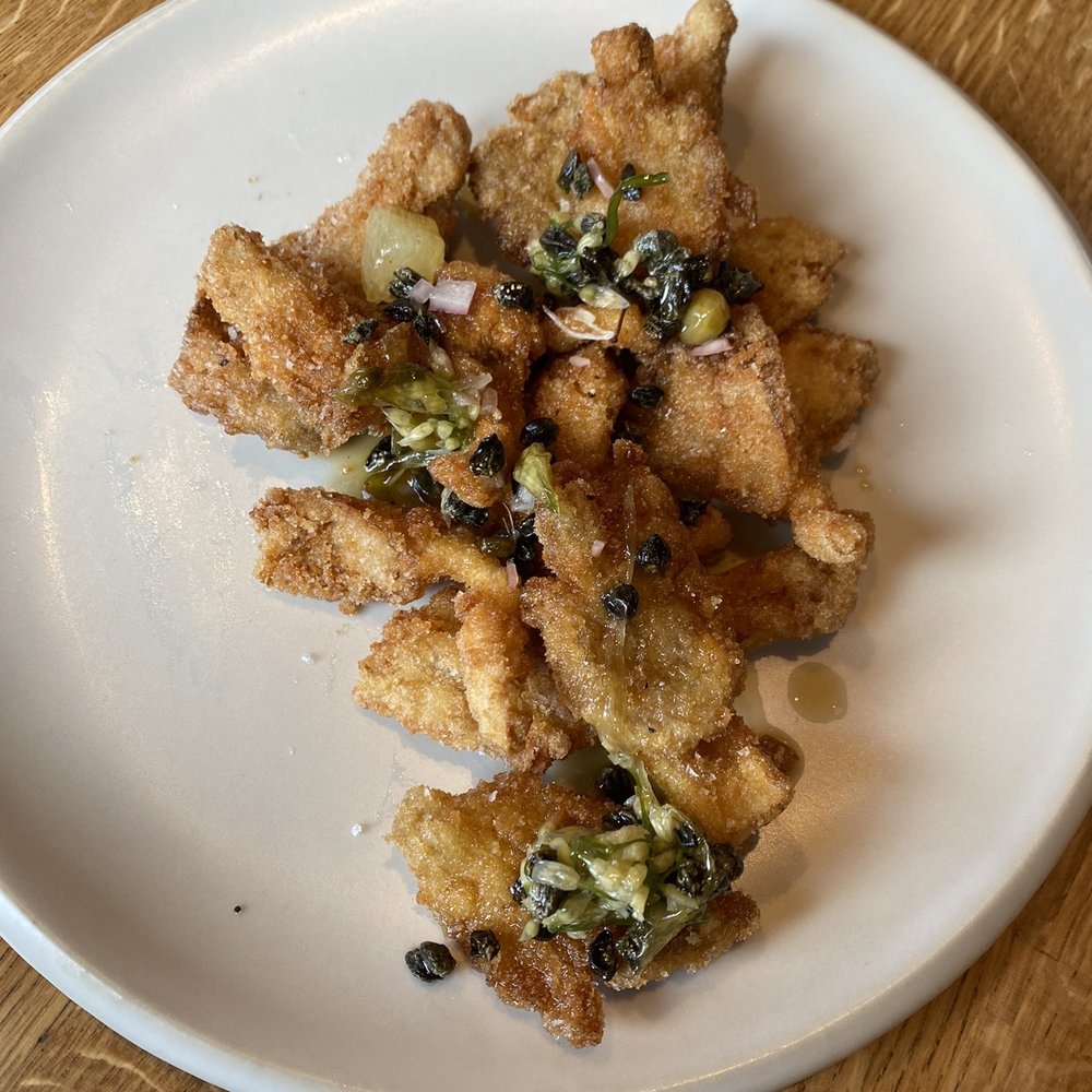 Barr - Oyster Mushroom Schnitzel w/ brown butter sauce - Modern European Near Me - København Barr - Oyster Mushroom Schnitzel w/ brown butter sauce - Modern European Near Me - København