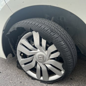 Findlay Volkswagen - Brand new tire - Car Dealers Near Me - Henderson, Nevada Findlay Volkswagen - Brand new tire - Car Dealers Near Me - Henderson, Nevada