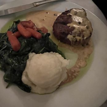 La Traviata - Italian Near Me - Long Beach, California