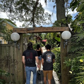 Faded Bistro & Beer Garden - Tapas Bars Near Me - Sebring, Florida