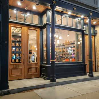 Mammoth Distilling - Storefront for Mammoth Adrian - Distilleries Near Me - Adrian, Michigan
