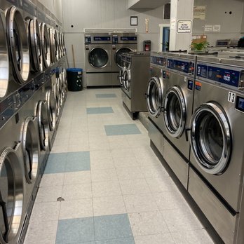 Salmon Creek Laundromat - Laundromat Near Me - Burien, Washington Salmon Creek Laundromat - Laundromat Near Me - Burien, Washington