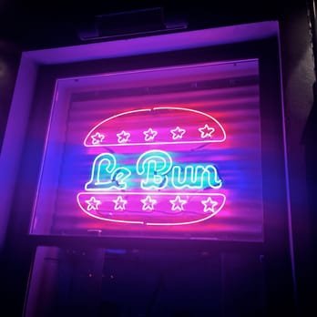 Le Bun - New American Near Me - London, XGL