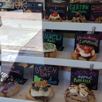 Cinnaholic - Specialty cinnamon rolls - Bakeries Near Me - Wilmington, North Carolina Cinnaholic - Specialty cinnamon rolls - Bakeries Near Me - Wilmington, North Carolina
