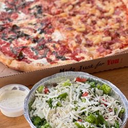 Bala's Pizza - We L(･‿･)VE their fresh garden salad and pizza @ #Bala'sPizza. The staff/owners are wonderful too! #Supportlocal
