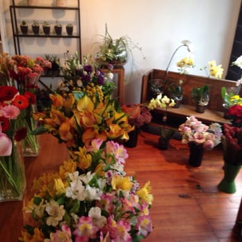 Studio Full Bloom - Florists Near Me - Vancouver, British Columbia