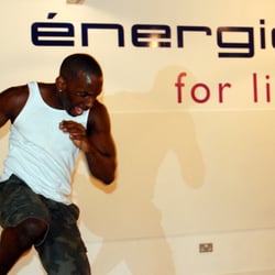 Energie Fitness Club - Kickin' it!