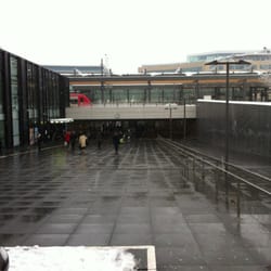Uppsala Centralstation - To the trains