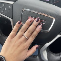 Diva Nails
