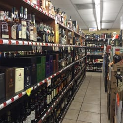 Whiskey Willy's - Great selection of bourbon, whiskey and scotch