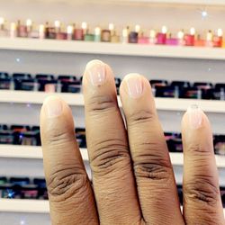Famous Nails