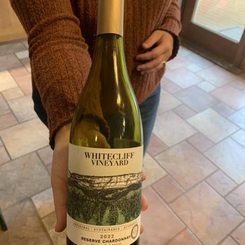 Whitecliff Vineyard - Wineries Near Me - Gardiner, New York