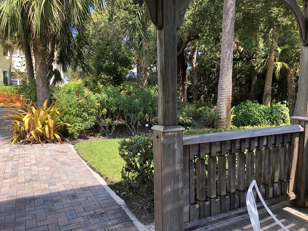 MOLLY’S HOUSE Updated September 2024 11 Photos 430 SE Osceola St