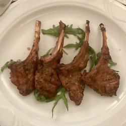 Restaurant Orontes - Marinated grilled lamb chops. Very tender