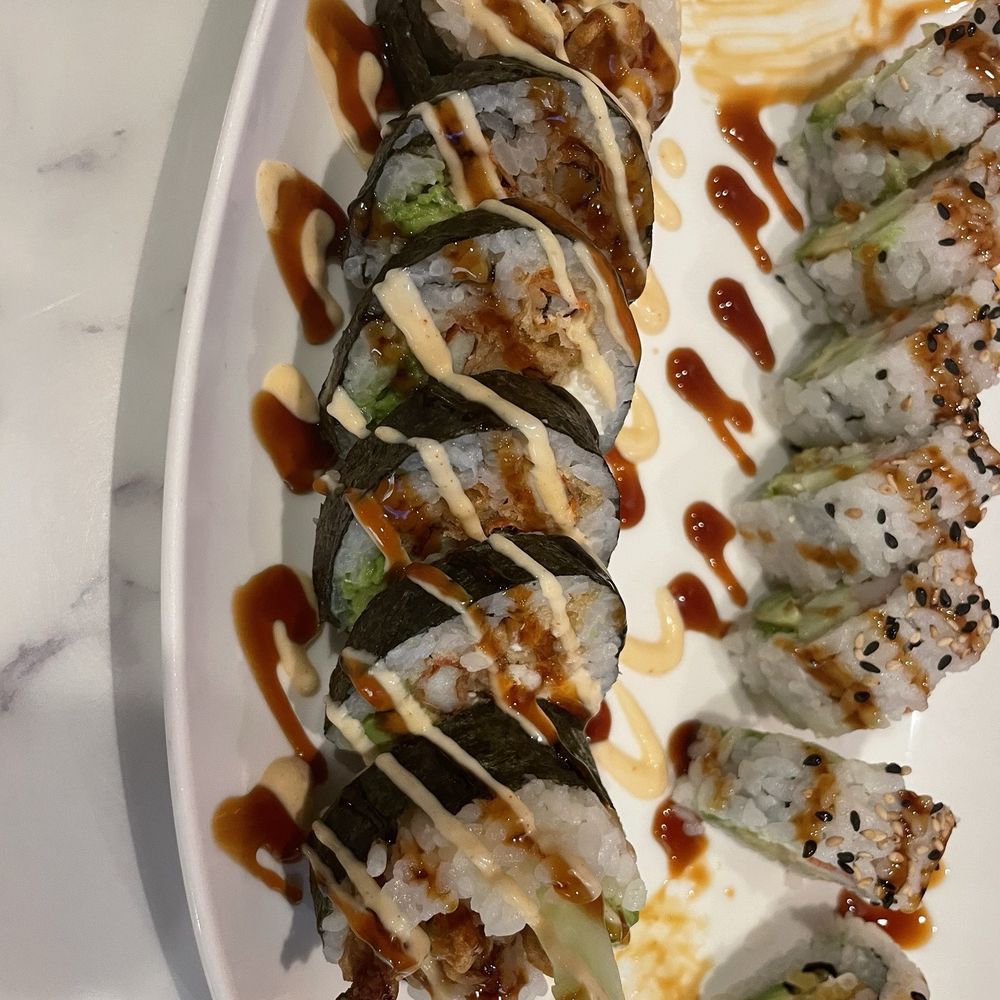 Akami Sushi Bar - Sushi Bars Near Me - Apex, North Carolina