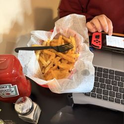 Pierce Street Deli - Cheese Fries