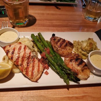 Devon Seafood & Steak - Seafood platter - Seafood Near Me - Oakbrook Terrace, Illinois Devon Seafood & Steak - Seafood platter - Seafood Near Me - Oakbrook Terrace, Illinois