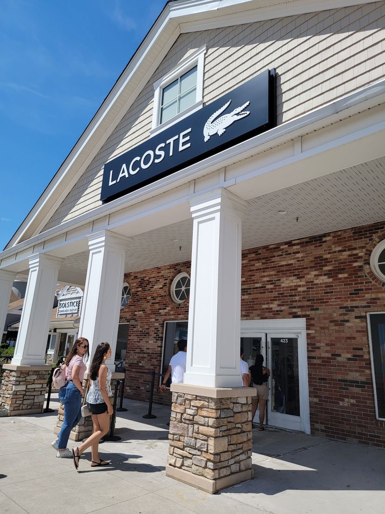 LACOSTE PREMIUM OUTLET WOODBURY Updated September 2024 10 Photos