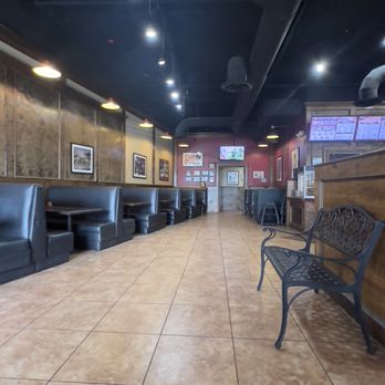 Barro's Pizza - Pizza Near Me - Scottsdale, Arizona