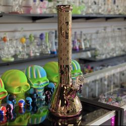 Royal Vape And Smokes - We have a large selection of high quality water bongs, bubblers, hookahs and more.