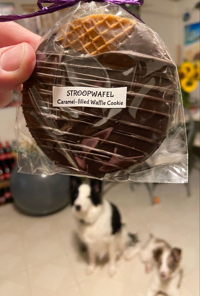 Lily’s Chocolate Paradise Logo