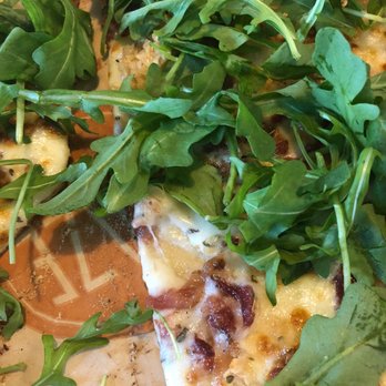 Blaze Pizza - Why do I have to always beg them to put Arugula on my white top. It's literally on the menu like that. It's how it's made. - Salad Near Me - Torrance, California
