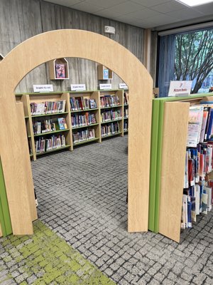OAK RIDGE PUBLIC LIBRARY - Updated December 2025 - 30 Photos - 1401 Oak ...