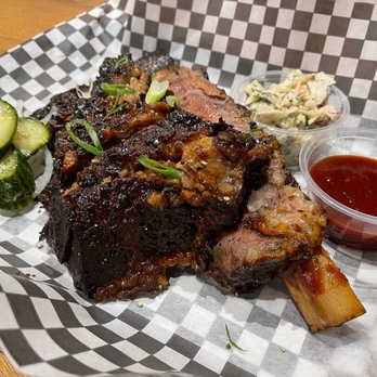 Chainsmoker Urban Barbecue - Barbeque Near Me - Toronto, Ontario