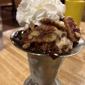 Milk & Honey - Hot Fudge Pecan - Ice Cream & Frozen Yogurt Near Me - Canton, Ohio
