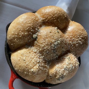 Steak 48 - Complimentary garlic bread - Steakhouses Near Me - Houston, Texas