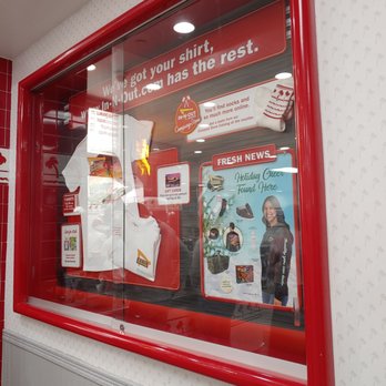 In-N-Out Burger - ows a window display of a restaurant - Burgers Near Me - Peoria, Arizona