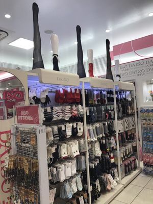ダイソー心斎橋店 26 Photos 13 Reviews Discount Store 中央区南船場3 10 3 大阪市 大阪府 Japan Phone Number Yelp